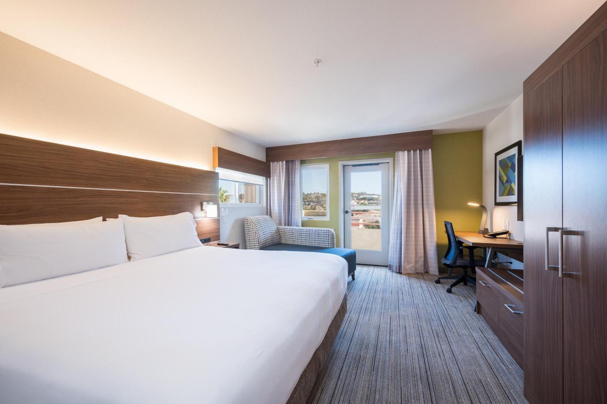 Holiday Inn Express Grover Beach-Pismo Beach Area By Ihg Exterior photo